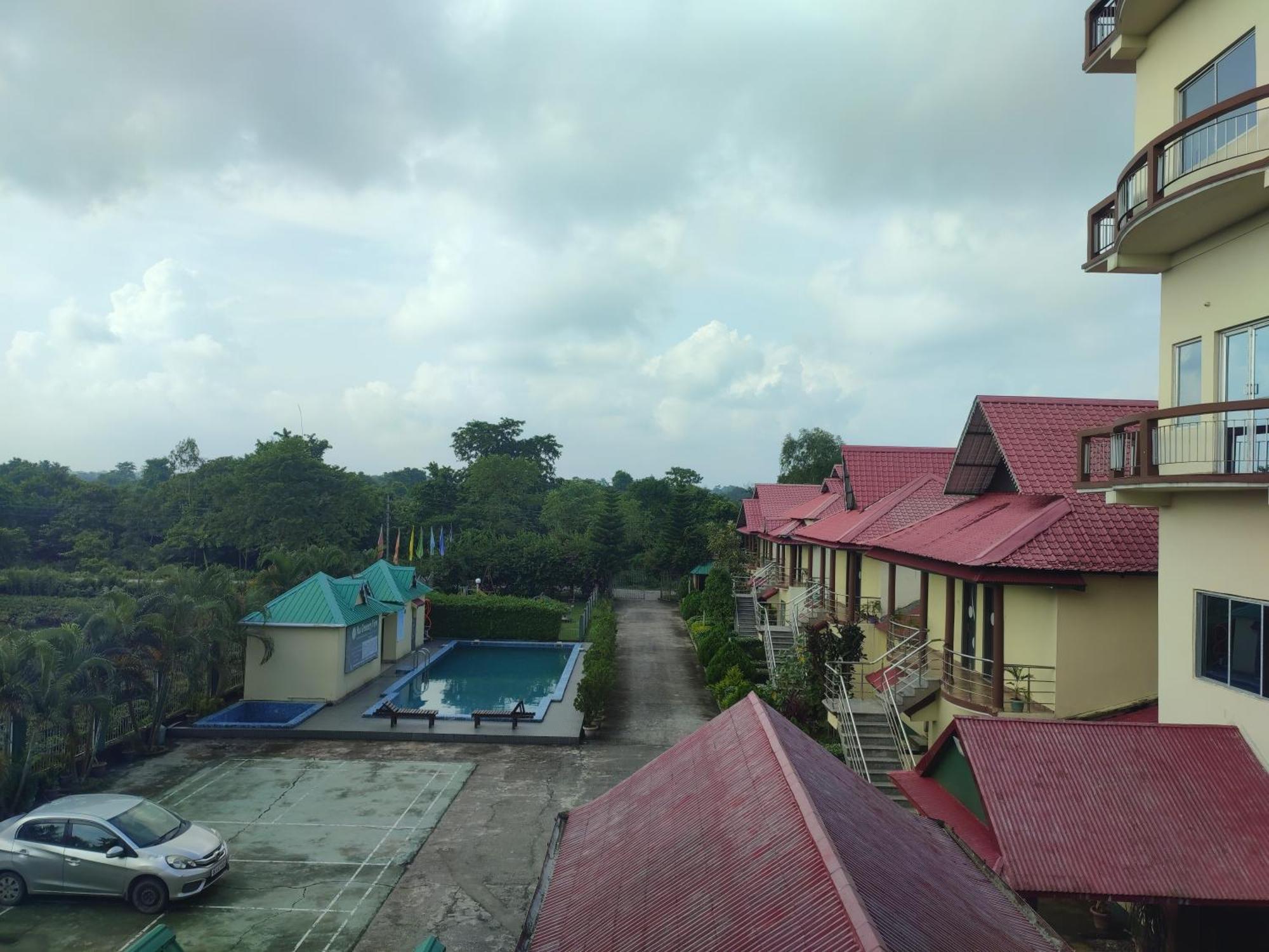Maa Greenary View - A Holiday Resort Alipur Duar Exterior photo