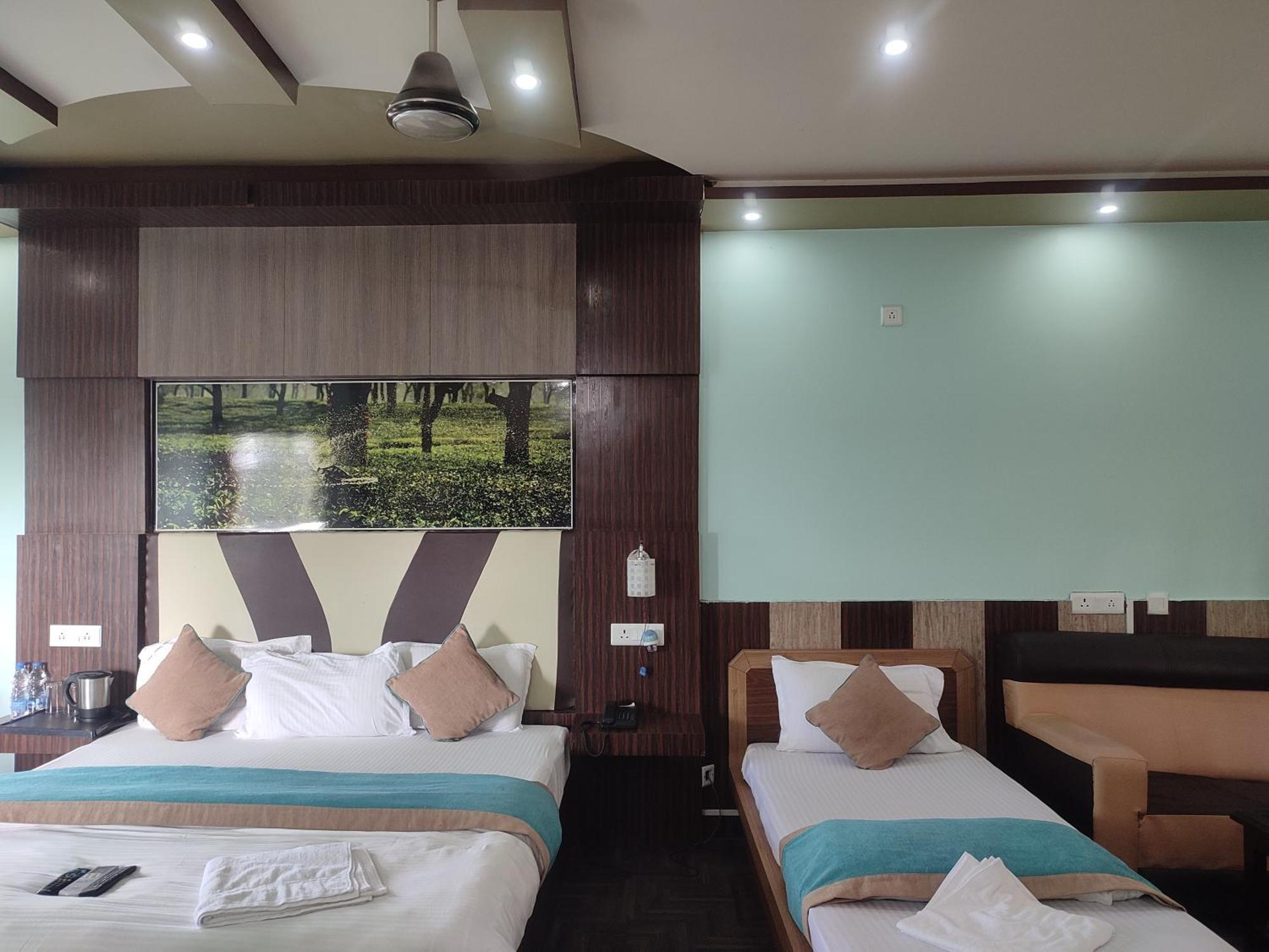 Maa Greenary View - A Holiday Resort Alipur Duar Exterior photo